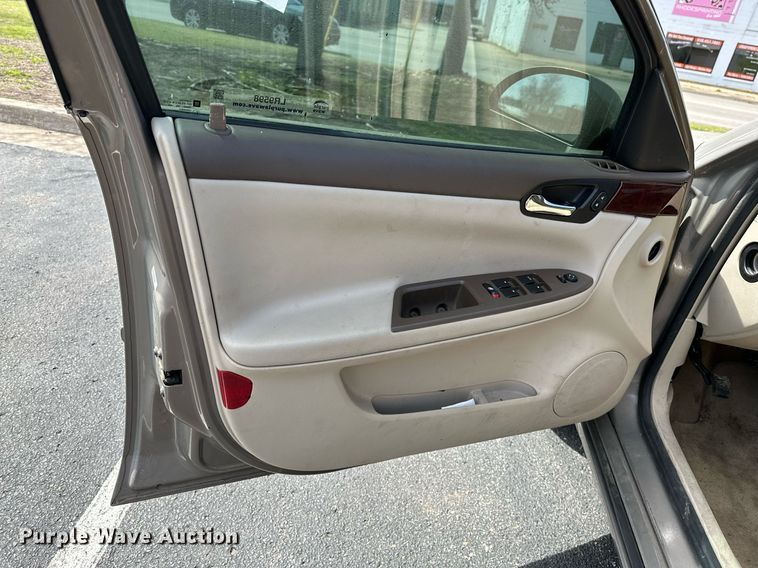 image for item LR9598 2007 Chevrolet Impala LT