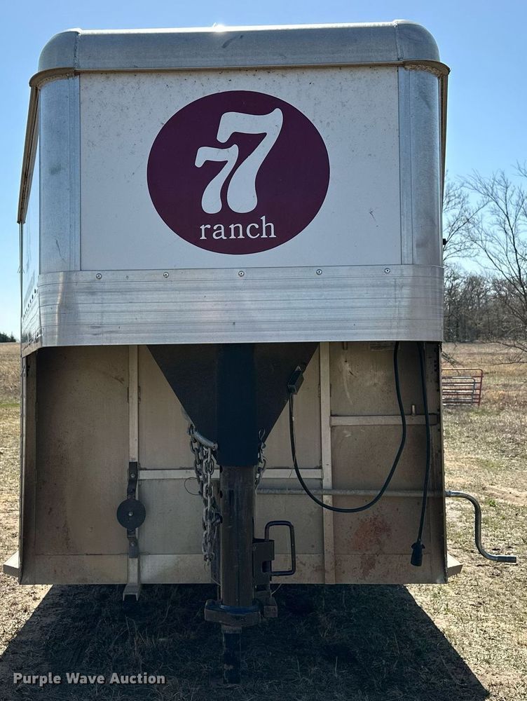 image for item LR9611 2014 Titan  livestock trailer