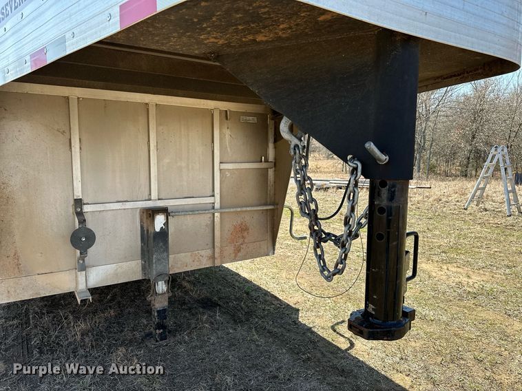 image for item LR9611 2014 Titan  livestock trailer