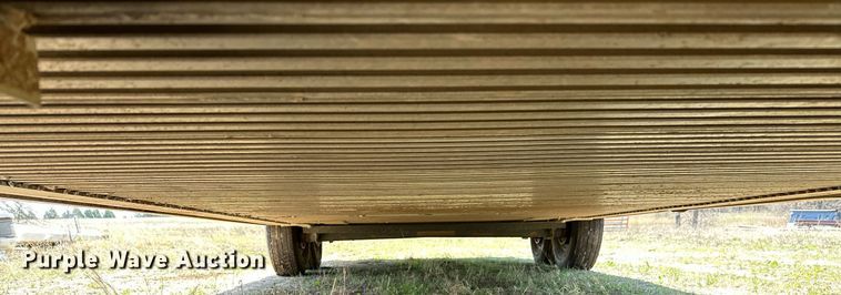 image for item LR9611 2014 Titan  livestock trailer