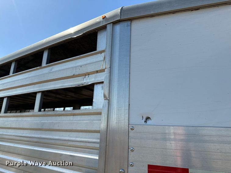 image for item LR9611 2014 Titan  livestock trailer