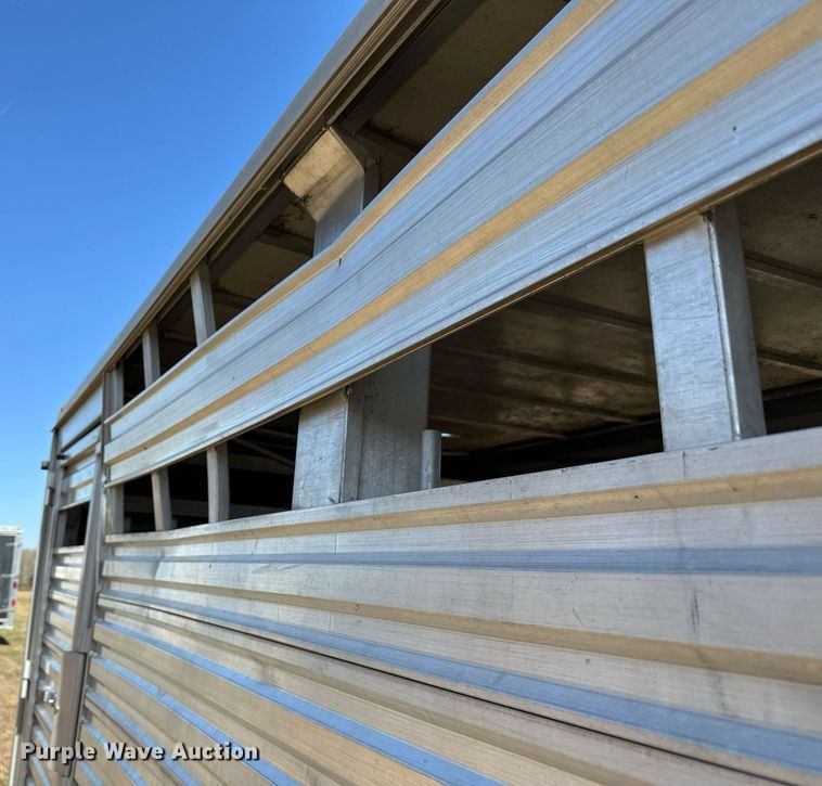 image for item LR9611 2014 Titan  livestock trailer
