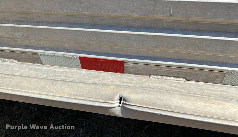 image for item LR9611 2014 Titan  livestock trailer