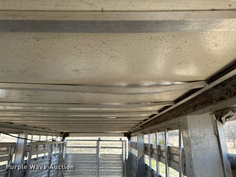 image for item LR9611 2014 Titan  livestock trailer