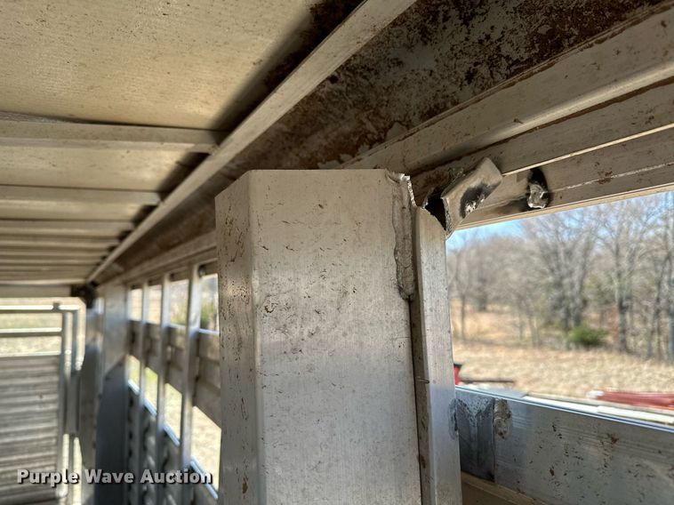 image for item LR9611 2014 Titan  livestock trailer