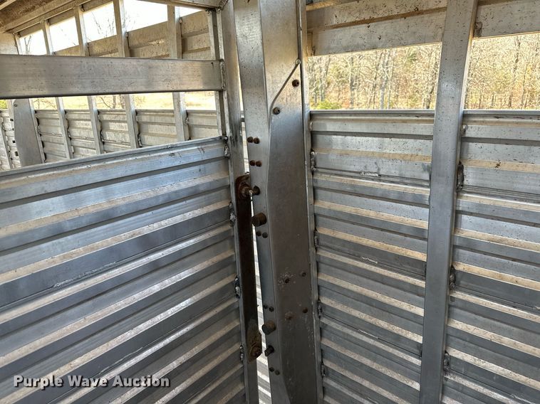 image for item LR9611 2014 Titan  livestock trailer