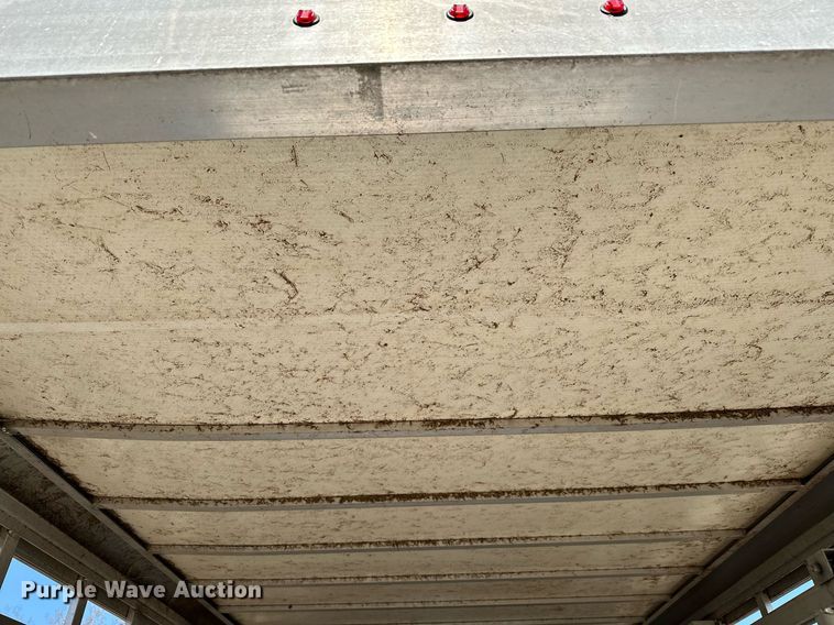 image for item LR9611 2014 Titan  livestock trailer