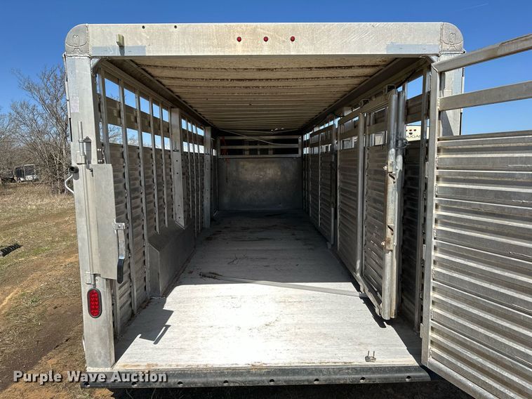 image for item LR9611 2014 Titan  livestock trailer