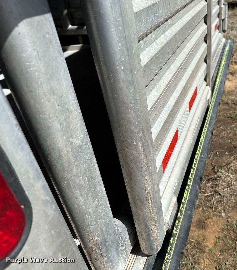 image for item LR9611 2014 Titan  livestock trailer