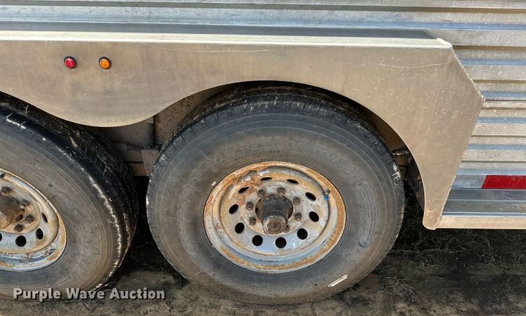 image for item LR9611 2014 Titan  livestock trailer