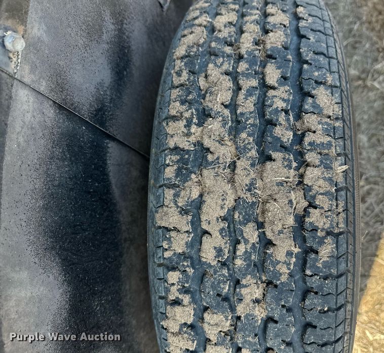 image for item LR9613 2012 Wells Cargo  enclosed cargo trailer