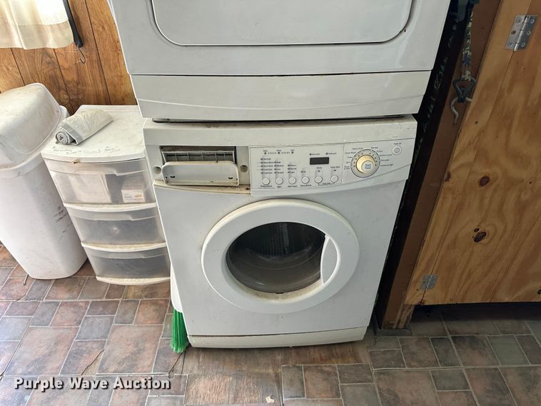 image for item LT9185 1958 Spartan  camper