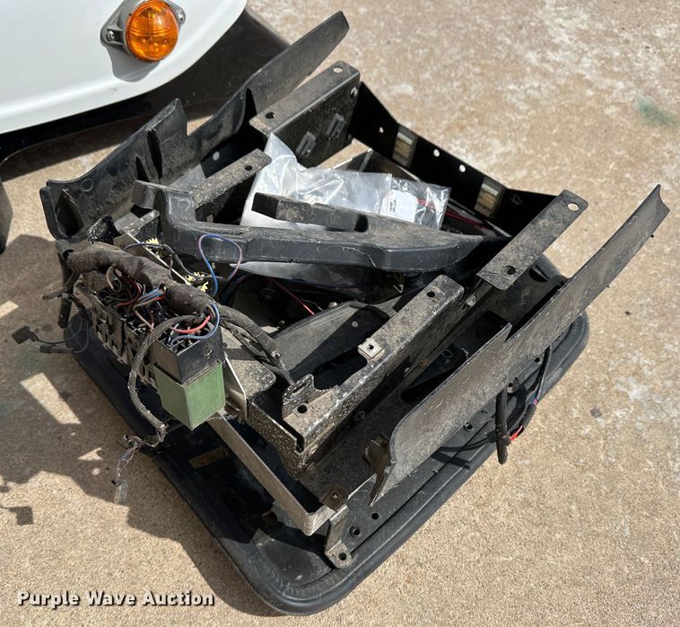 image for item LT9233 1999 BMW R1100RT  motorcycle