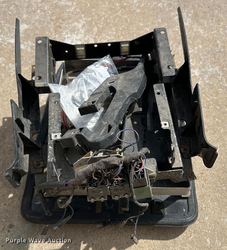 image for item LT9233 1999 BMW R1100RT  motorcycle