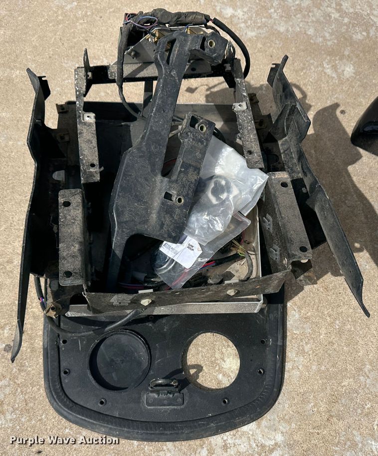 image for item LT9233 1999 BMW R1100RT  motorcycle