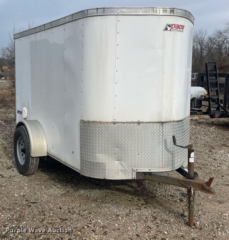 image for item MA9830 2013 LGS Industries  enclosed cargo trailer
