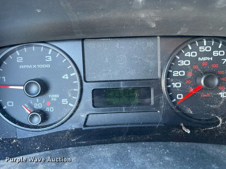 image for item MB9029 2006 Ford F450 Super Duty XL  flatbed truck