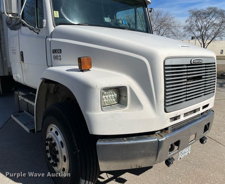 image for item MB9030 1997 Freightliner FL106  box truck