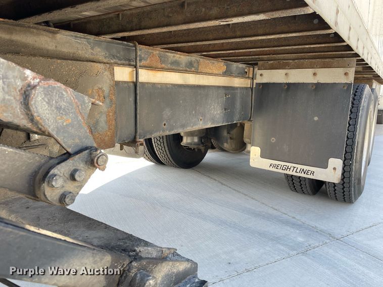 image for item MB9030 1997 Freightliner FL106  box truck