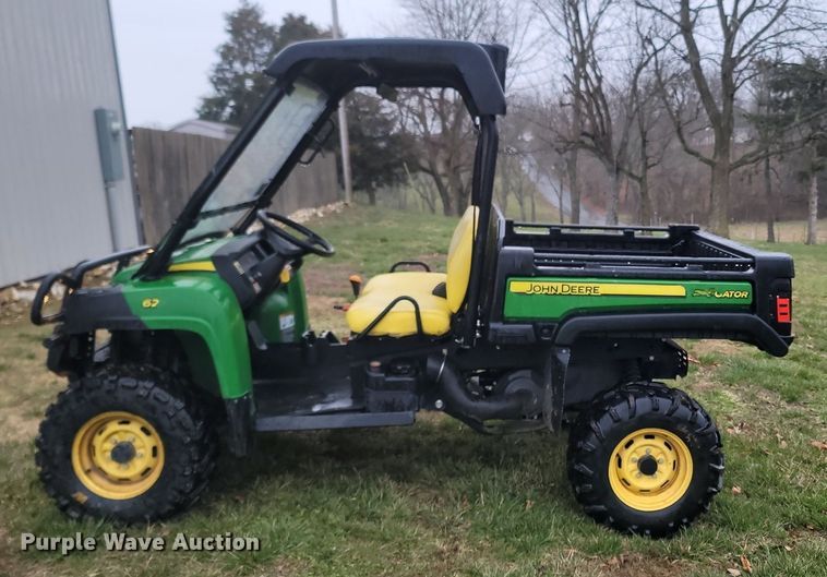 image for item MB9861 John Deere 625i Gator  utility vehicle