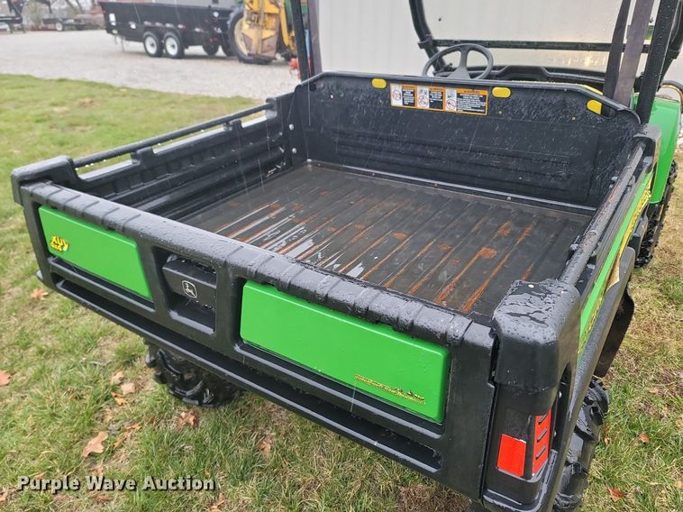 image for item MB9861 John Deere 625i Gator  utility vehicle