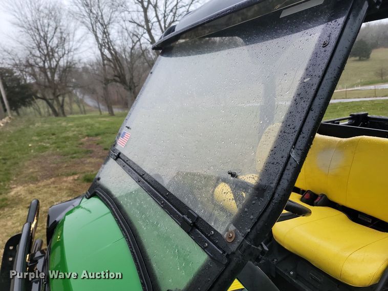 image for item MB9861 John Deere 625i Gator  utility vehicle