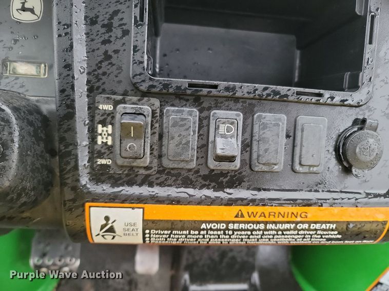 image for item MB9861 John Deere 625i Gator  utility vehicle