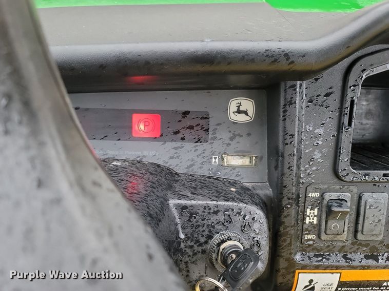 image for item MB9861 John Deere 625i Gator  utility vehicle