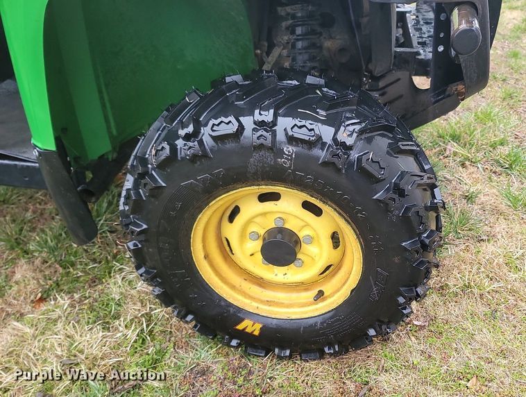image for item MB9861 John Deere 625i Gator  utility vehicle