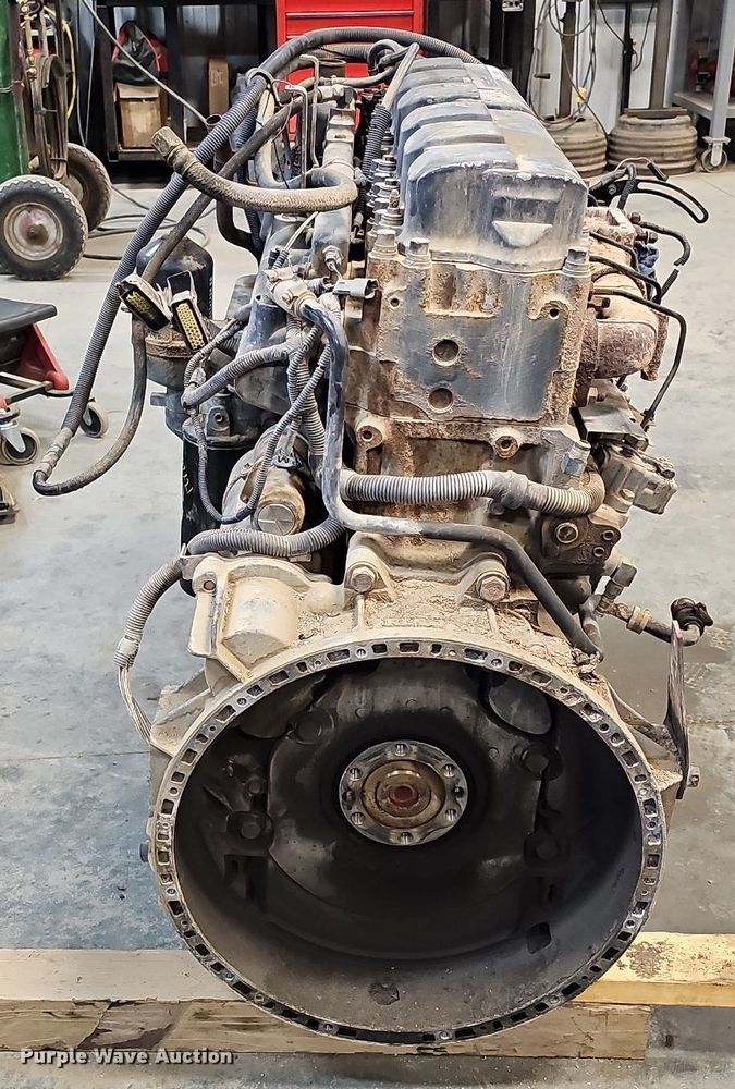 image for item MC9648 2002 Mack E7  engine