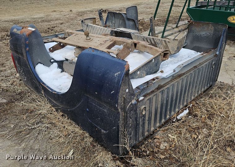 image for item MC9681 Ford  pickup truck bed