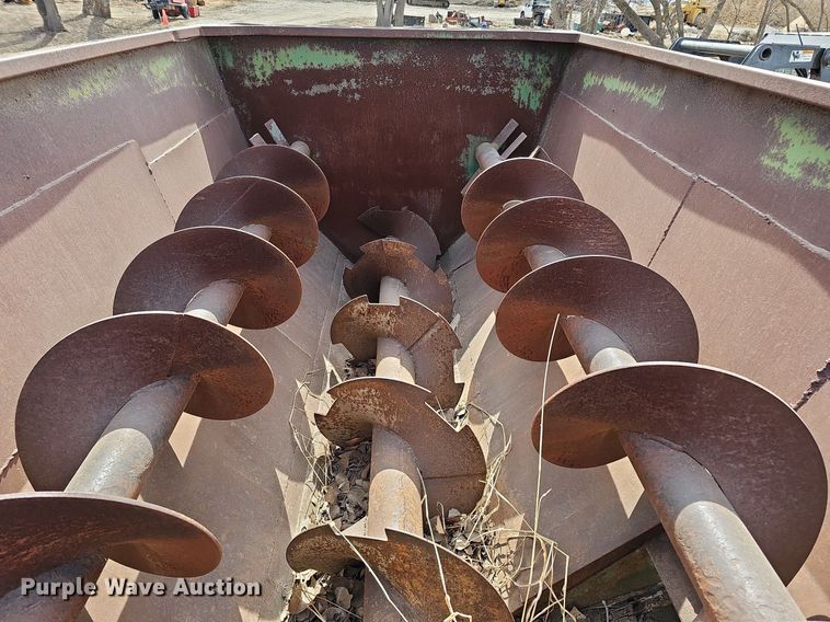 image for item MC9701 Henke BH10  feed grinder/mixer