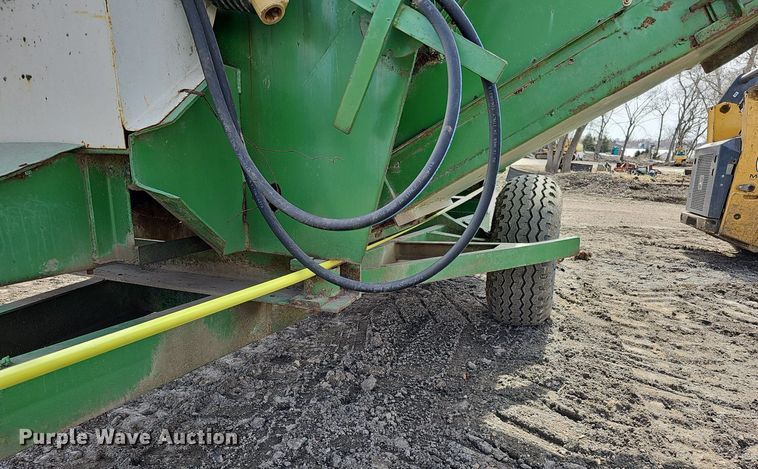 image for item MC9701 Henke BH10  feed grinder/mixer