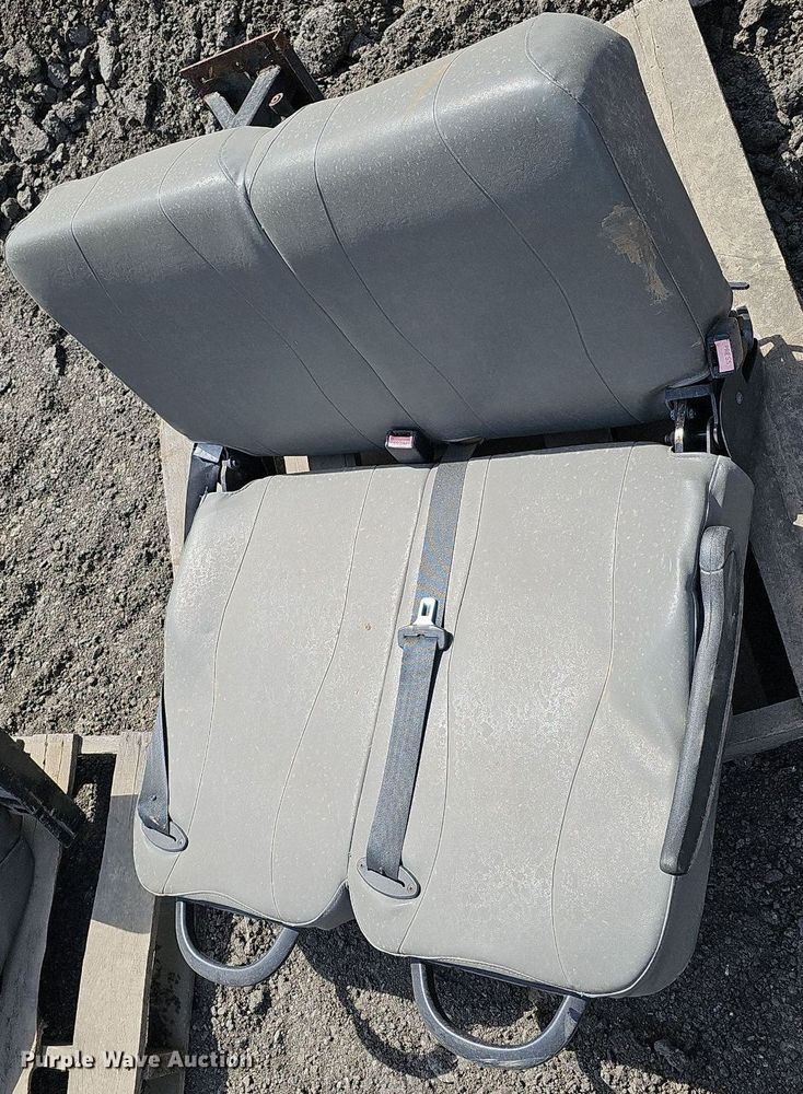 image for item MC9703 (6) bus seats