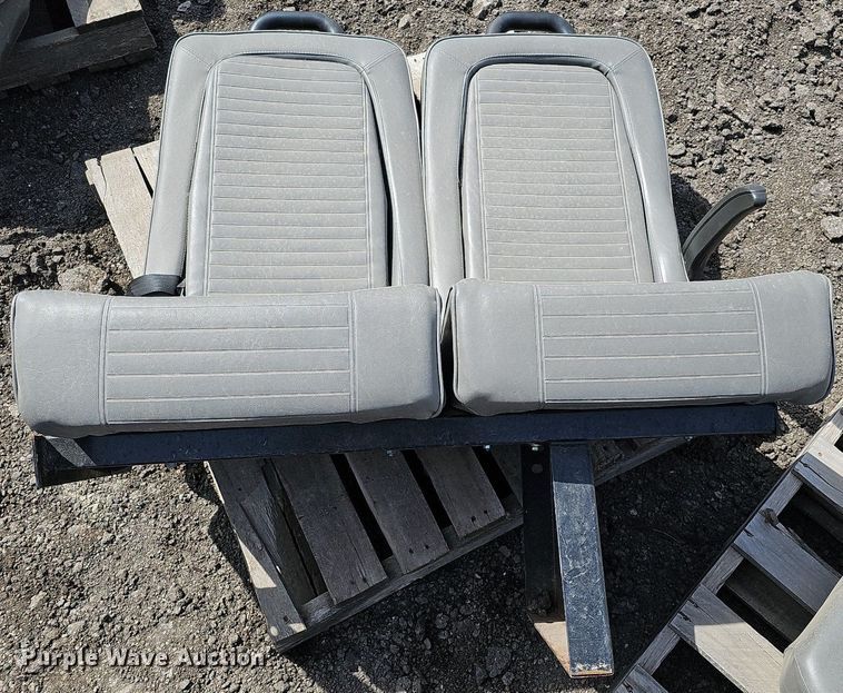 image for item MC9703 (6) bus seats