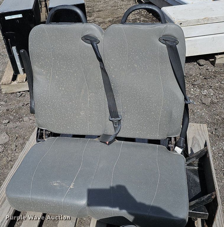 image for item MC9703 (6) bus seats