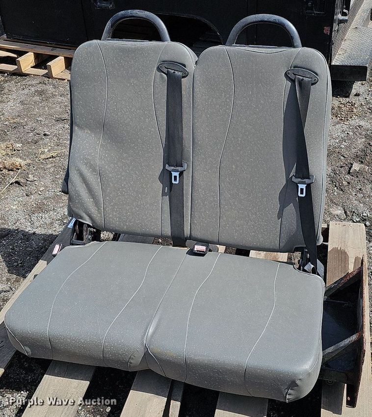 image for item MC9703 (6) bus seats