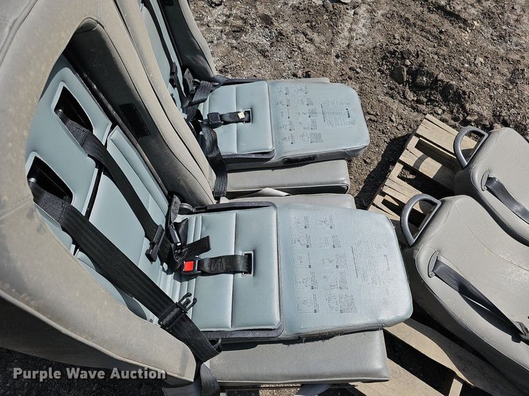 image for item MC9703 (6) bus seats
