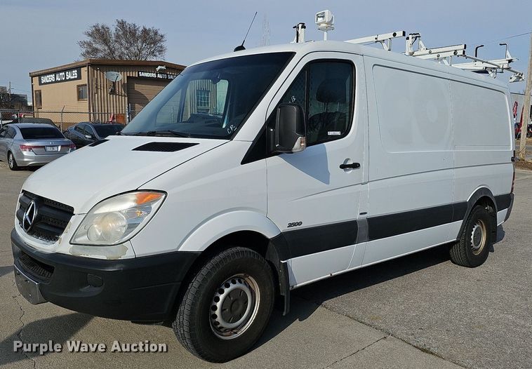 image for item MC9713 2012 Mercedes Benz Sprinter 2500  van
