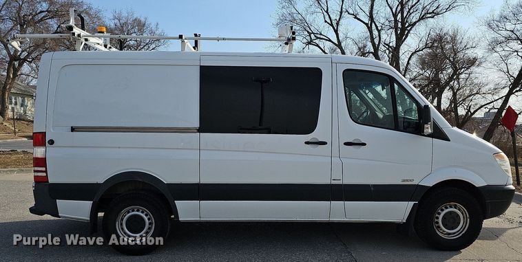 image for item MC9713 2012 Mercedes Benz Sprinter 2500  van
