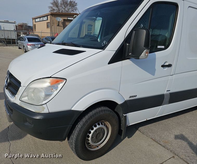 image for item MC9713 2012 Mercedes Benz Sprinter 2500  van