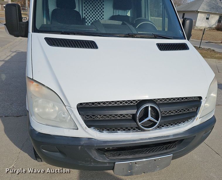 image for item MC9713 2012 Mercedes Benz Sprinter 2500  van