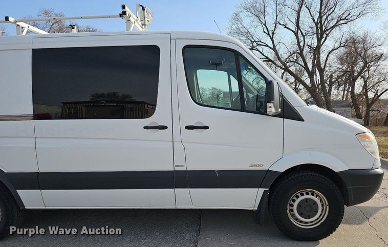 image for item MC9713 2012 Mercedes Benz Sprinter 2500  van