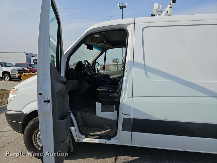image for item MC9713 2012 Mercedes Benz Sprinter 2500  van