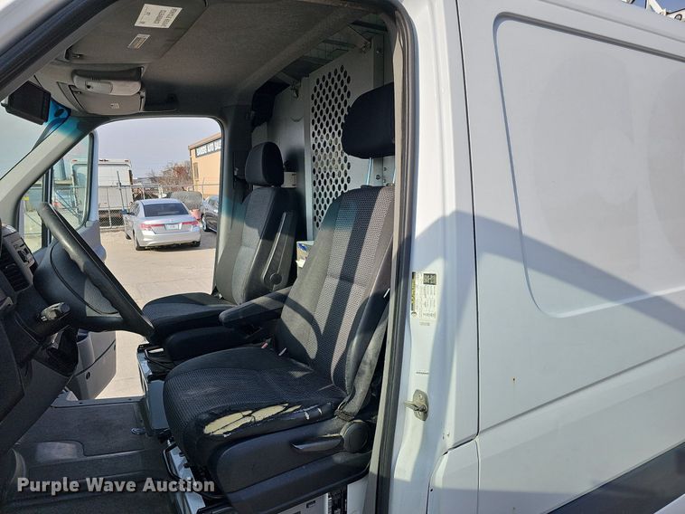 image for item MC9713 2012 Mercedes Benz Sprinter 2500  van