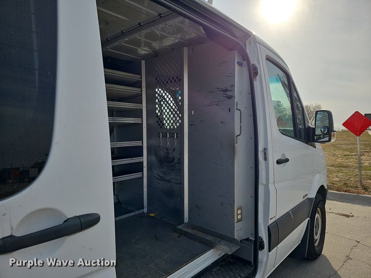 image for item MC9713 2012 Mercedes Benz Sprinter 2500  van