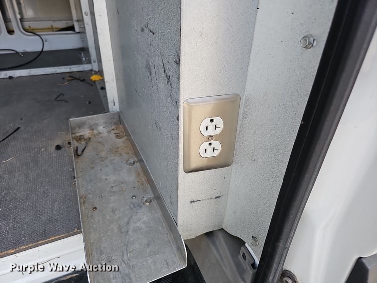 image for item MC9713 2012 Mercedes Benz Sprinter 2500  van