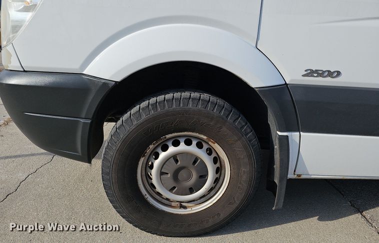 image for item MC9713 2012 Mercedes Benz Sprinter 2500  van