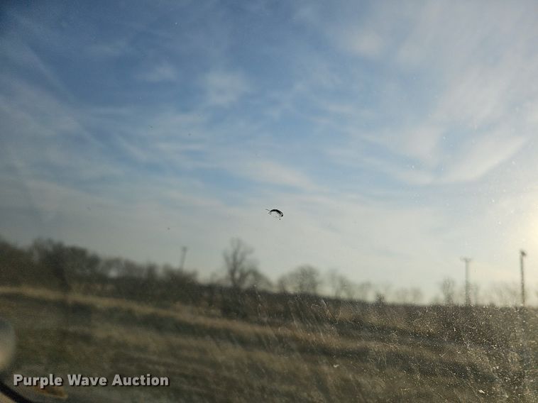 image for item MC9714 2002 Chevrolet Silverado 2500HD  pickup truck