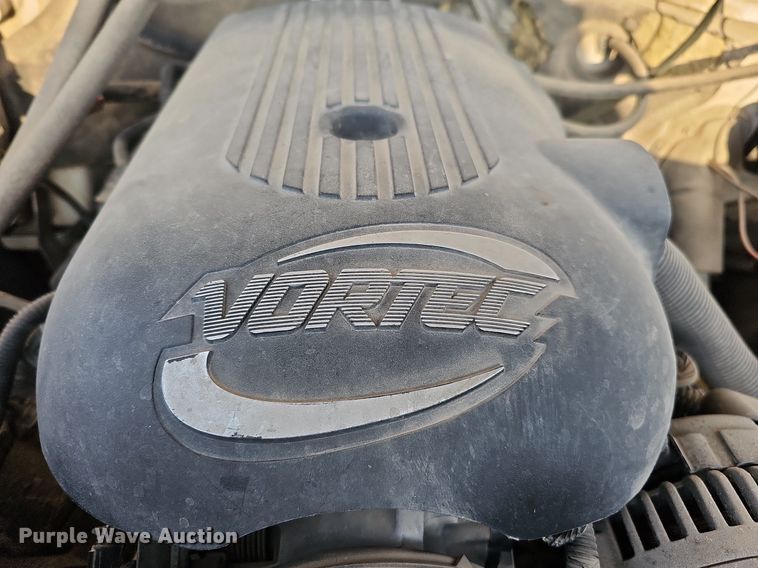 image for item MC9714 2002 Chevrolet Silverado 2500HD  pickup truck